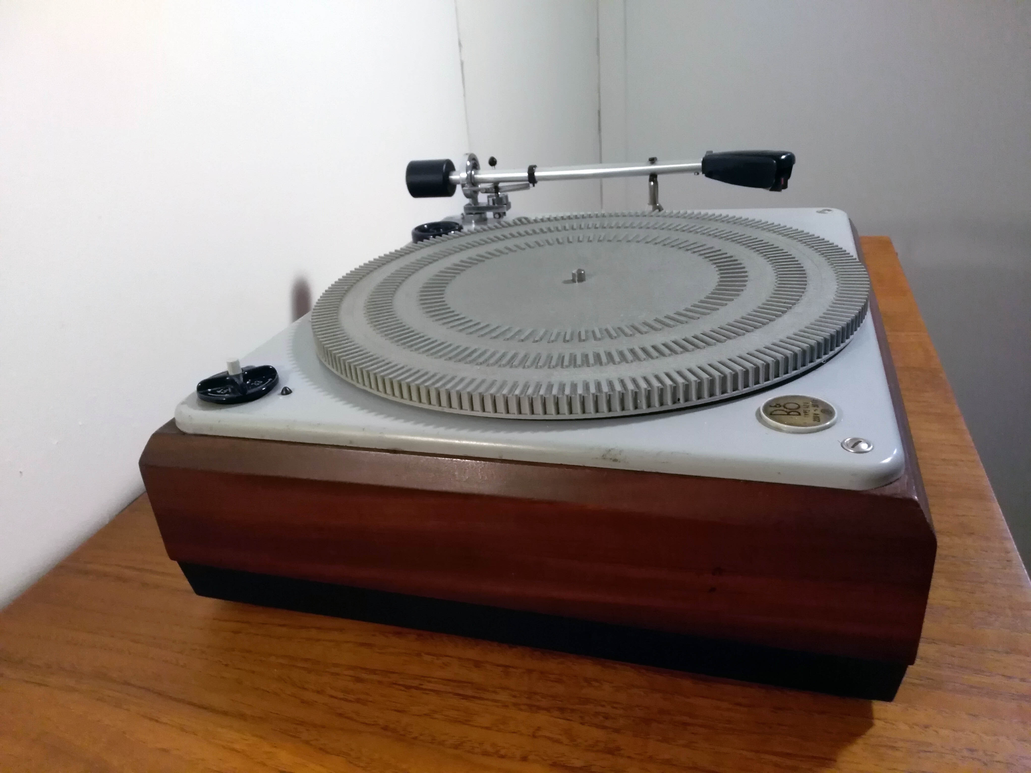 Turntable Bang & Olufsen 42 V 1963