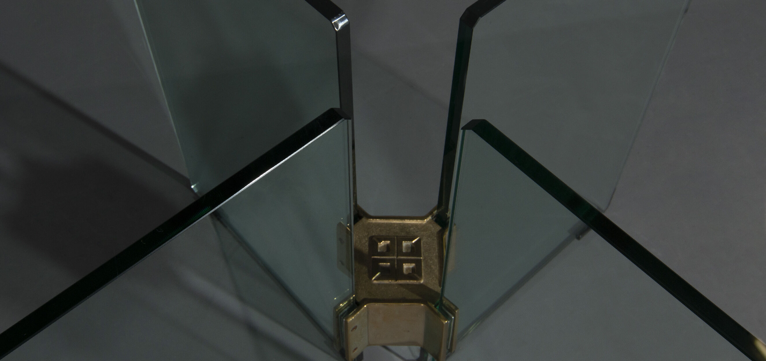 Peter Ghyczy glass dining table from the 70s