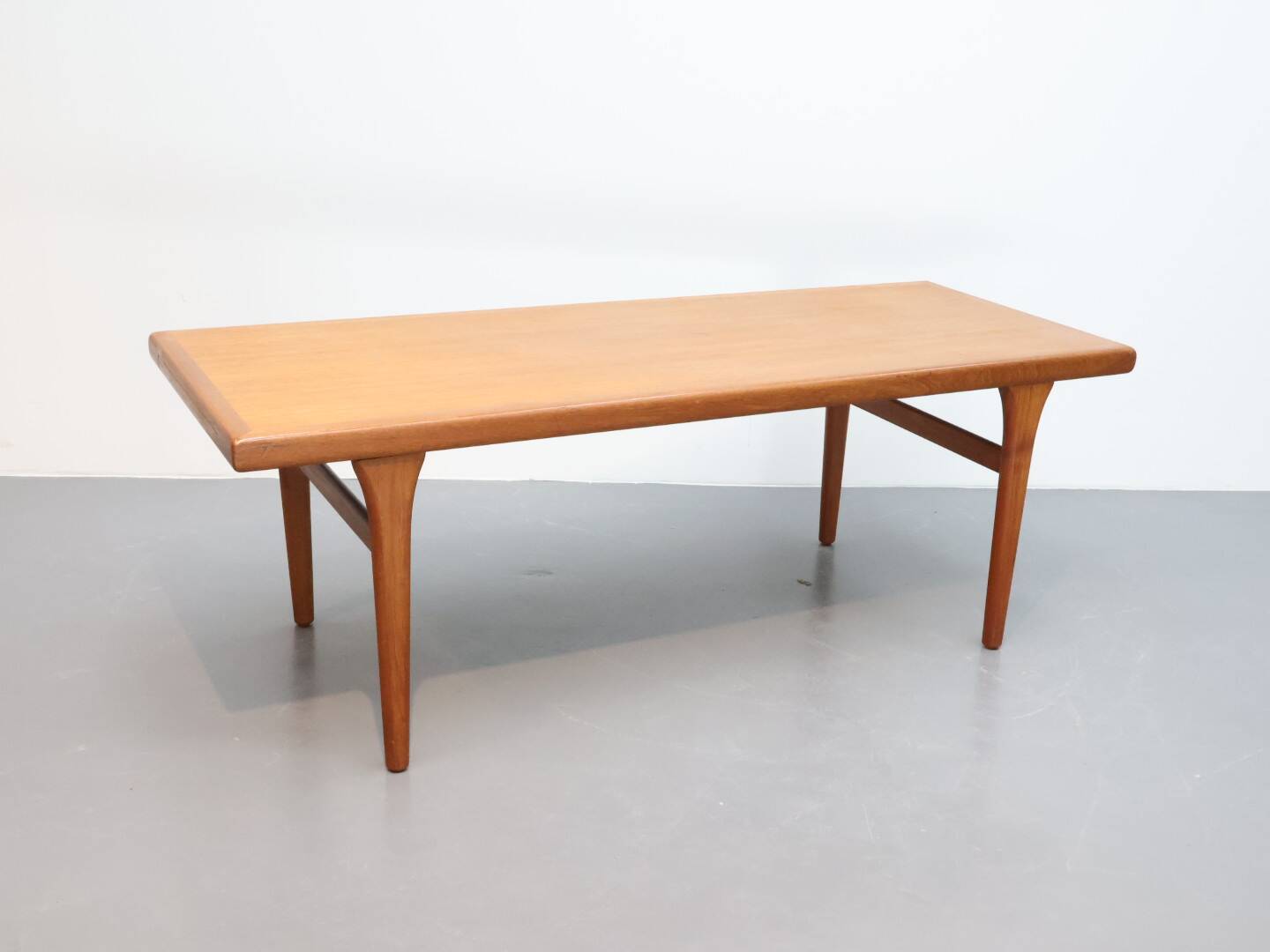 Deense vintage salontafel teak