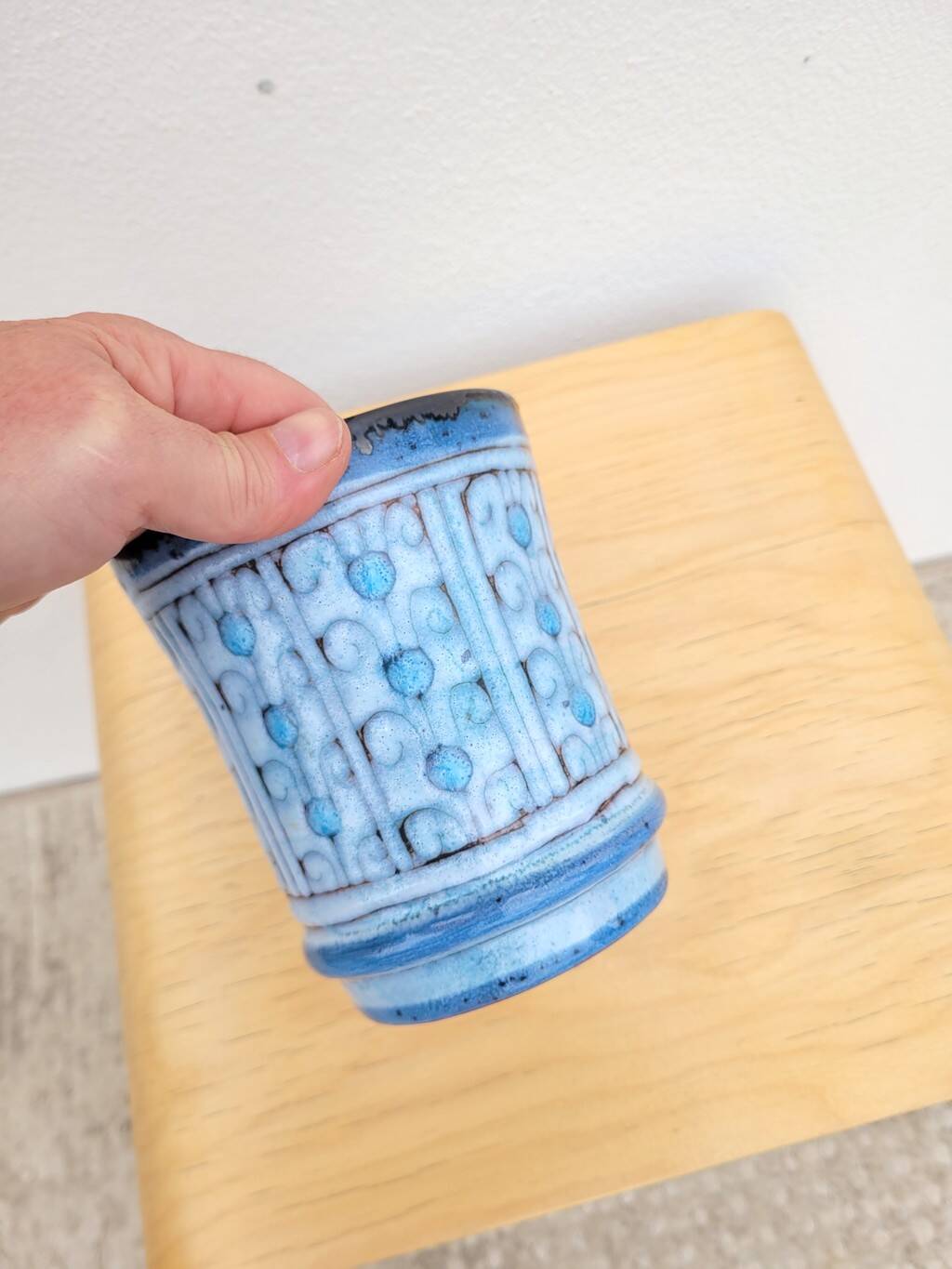 Danuta Le Hénaff blue ceramic planter