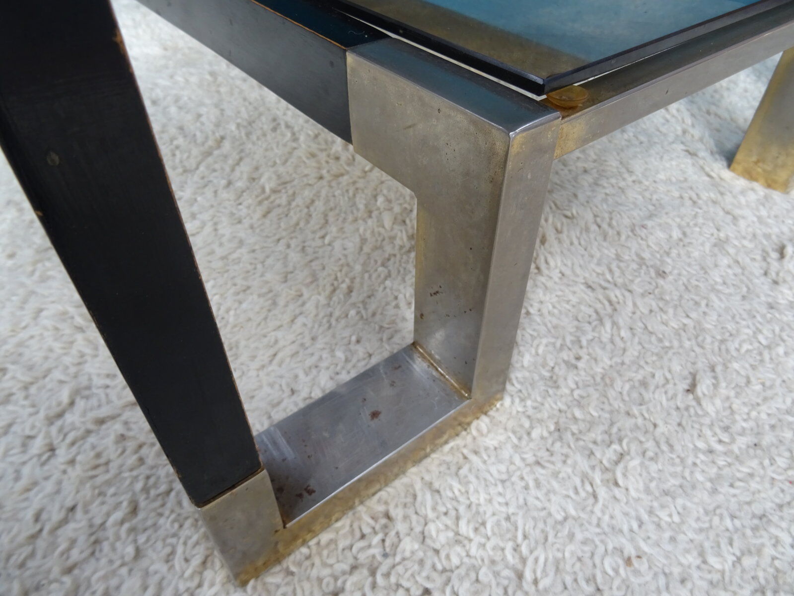 Coffee table metal smoked glasses