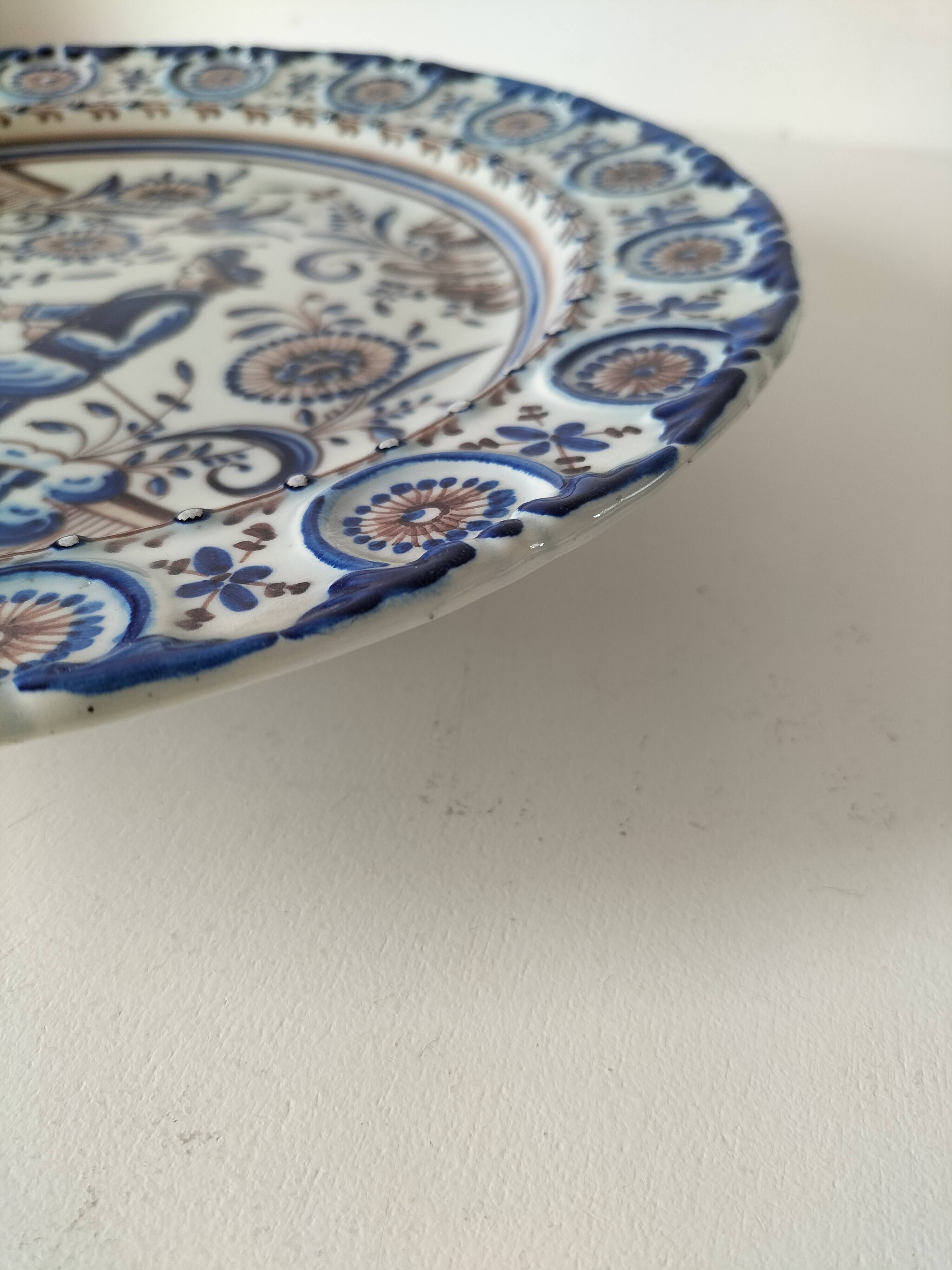 Portuguese earthenware footed dish – Outeiro Águeda – signed