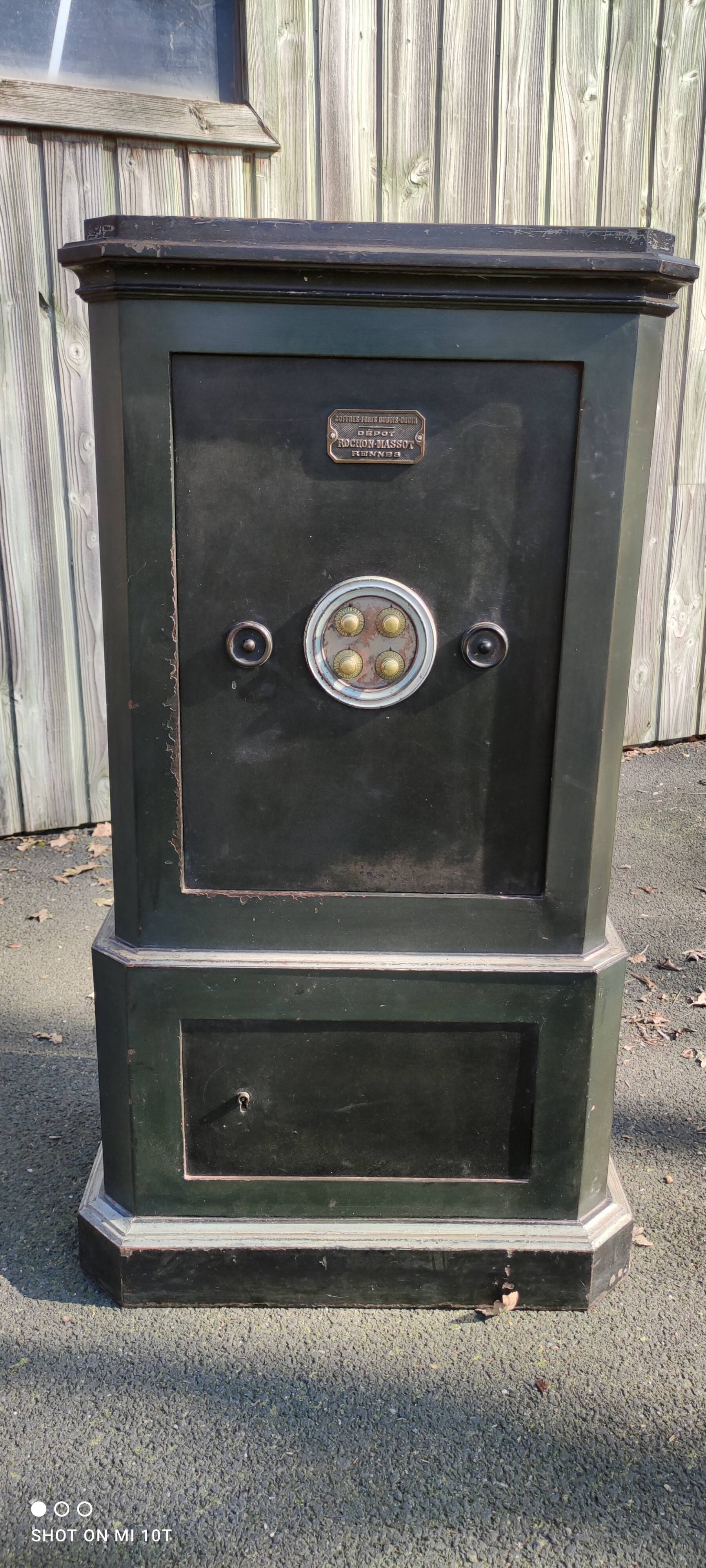 Safe /19th century