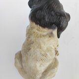 Chien en terre cuite peinte