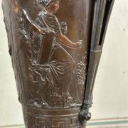 Bronze vase in the antique style, France circa 1880.