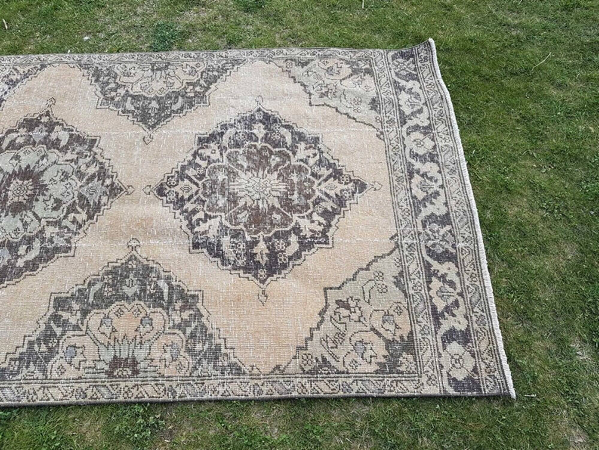 Vintage Turkish hallway rug 119x395 cm