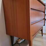 Compass chest of drawers