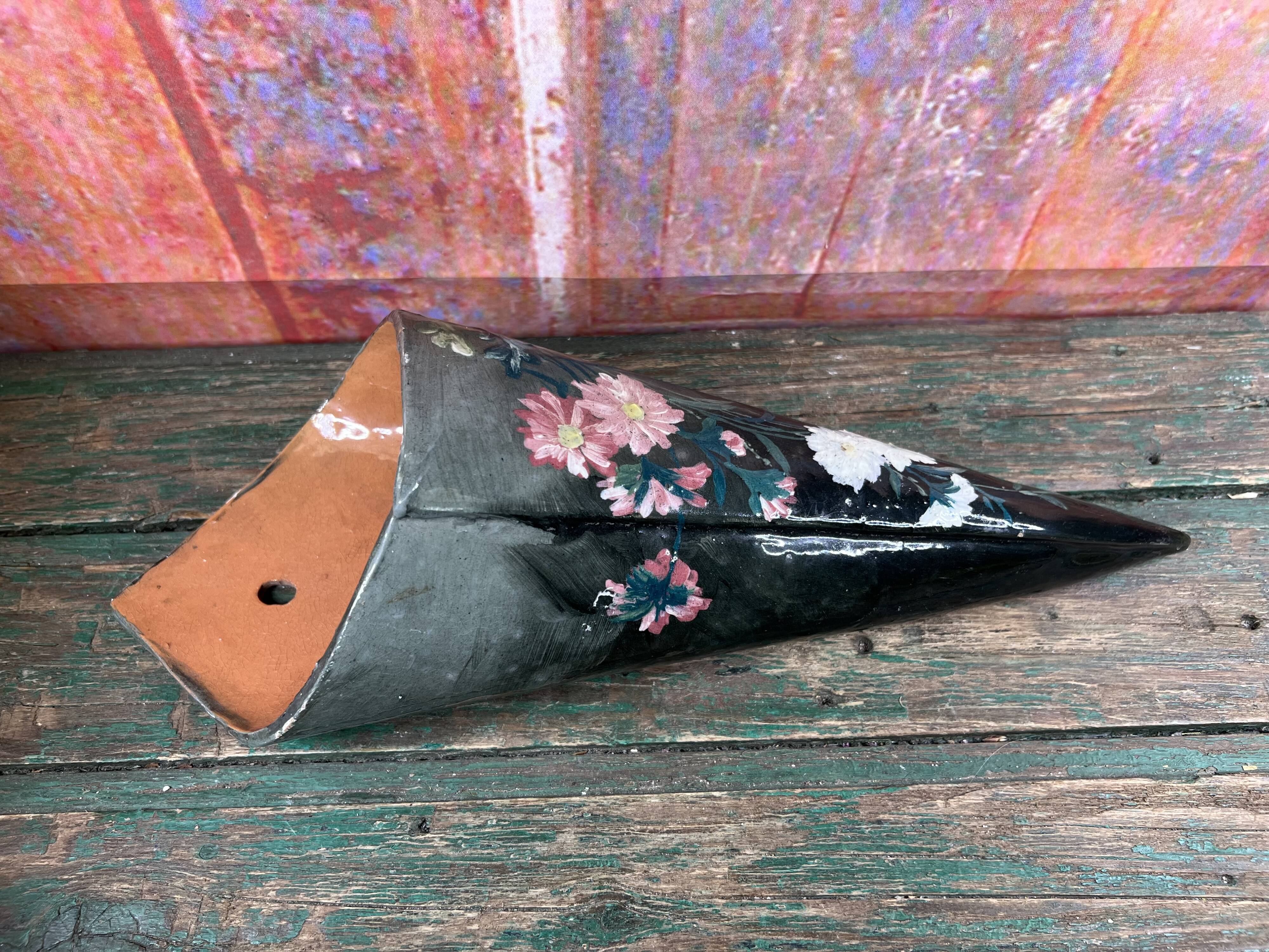 Bouquetière wall vase ceramic cone painted with flowers