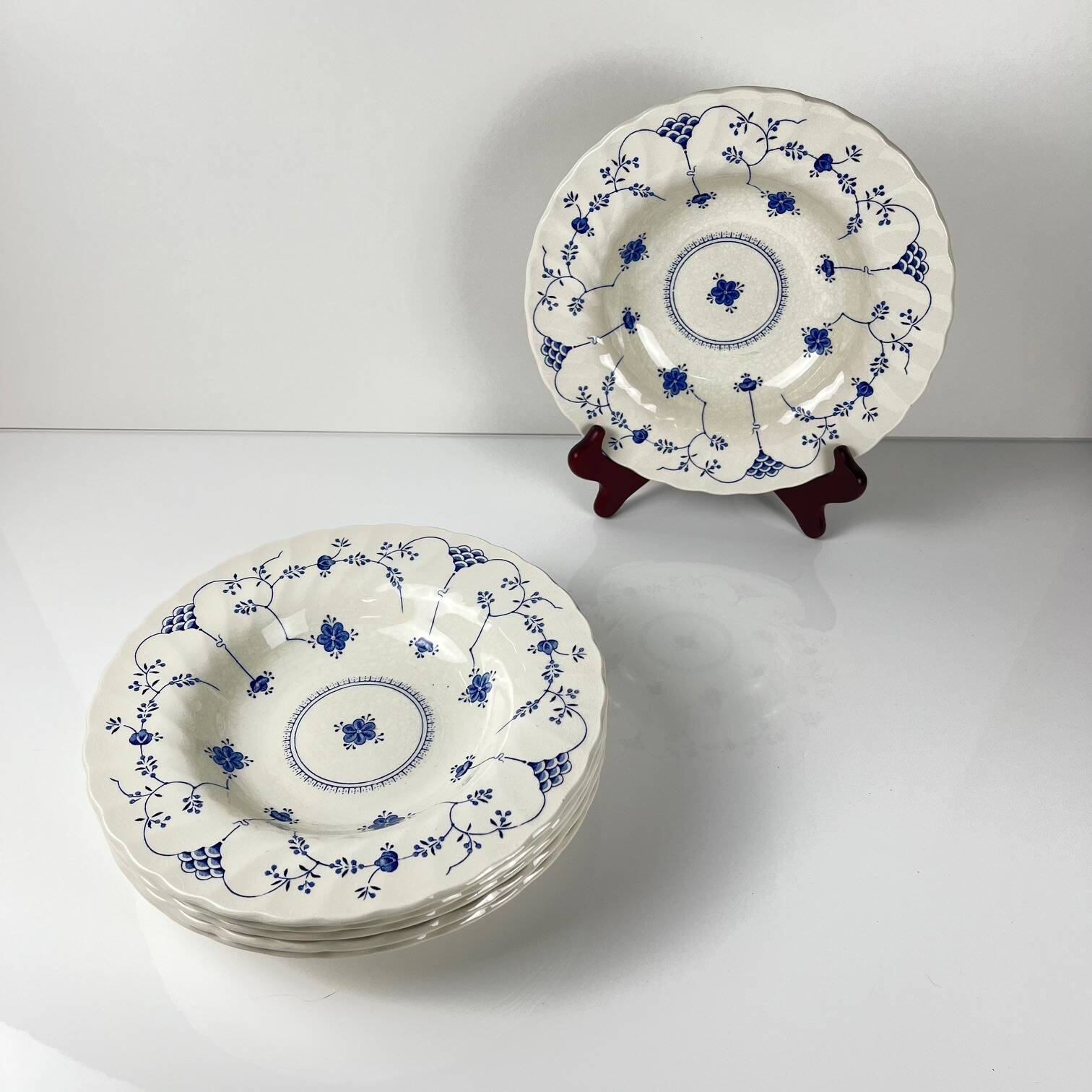 Set of 6 "Finlandia" soup plates by Myott, Staffordshire, UK