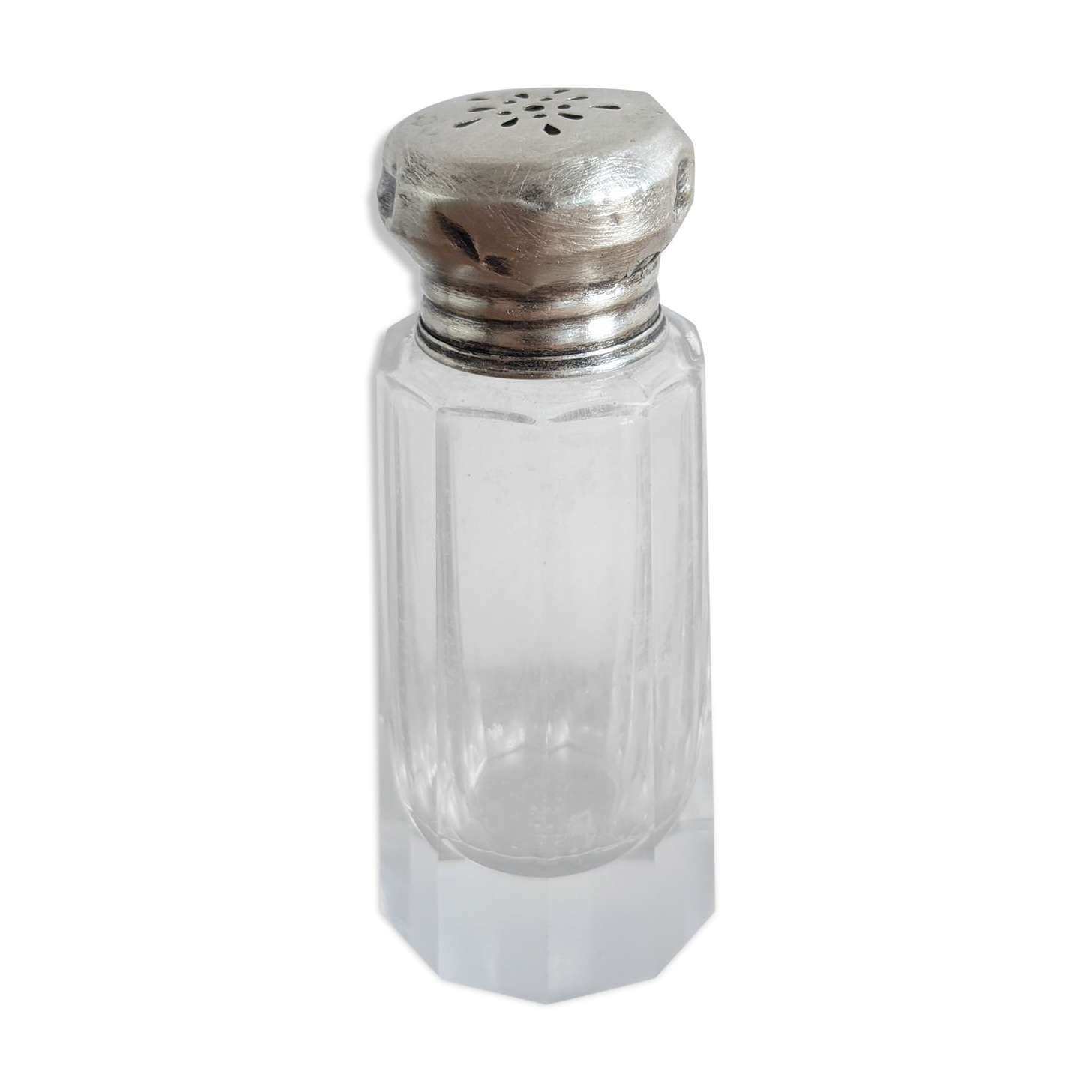 Salt glass and metal