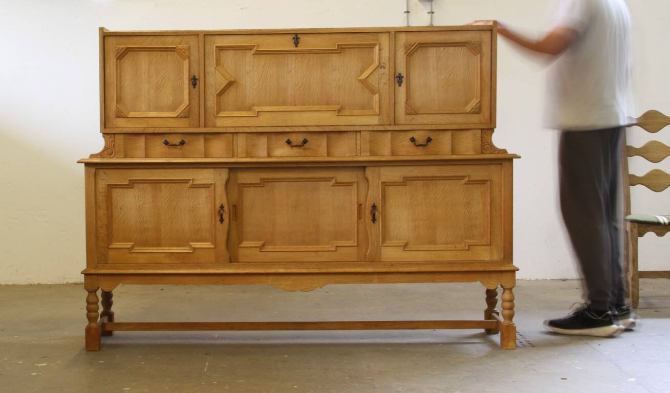 Vintage 1960s oak cabinet - cupboard style of Danish design Henning Kjærnulf