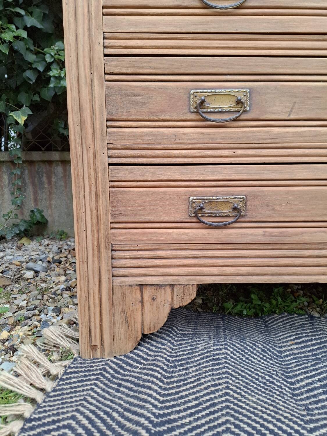 Art Deco Chest of Drawers