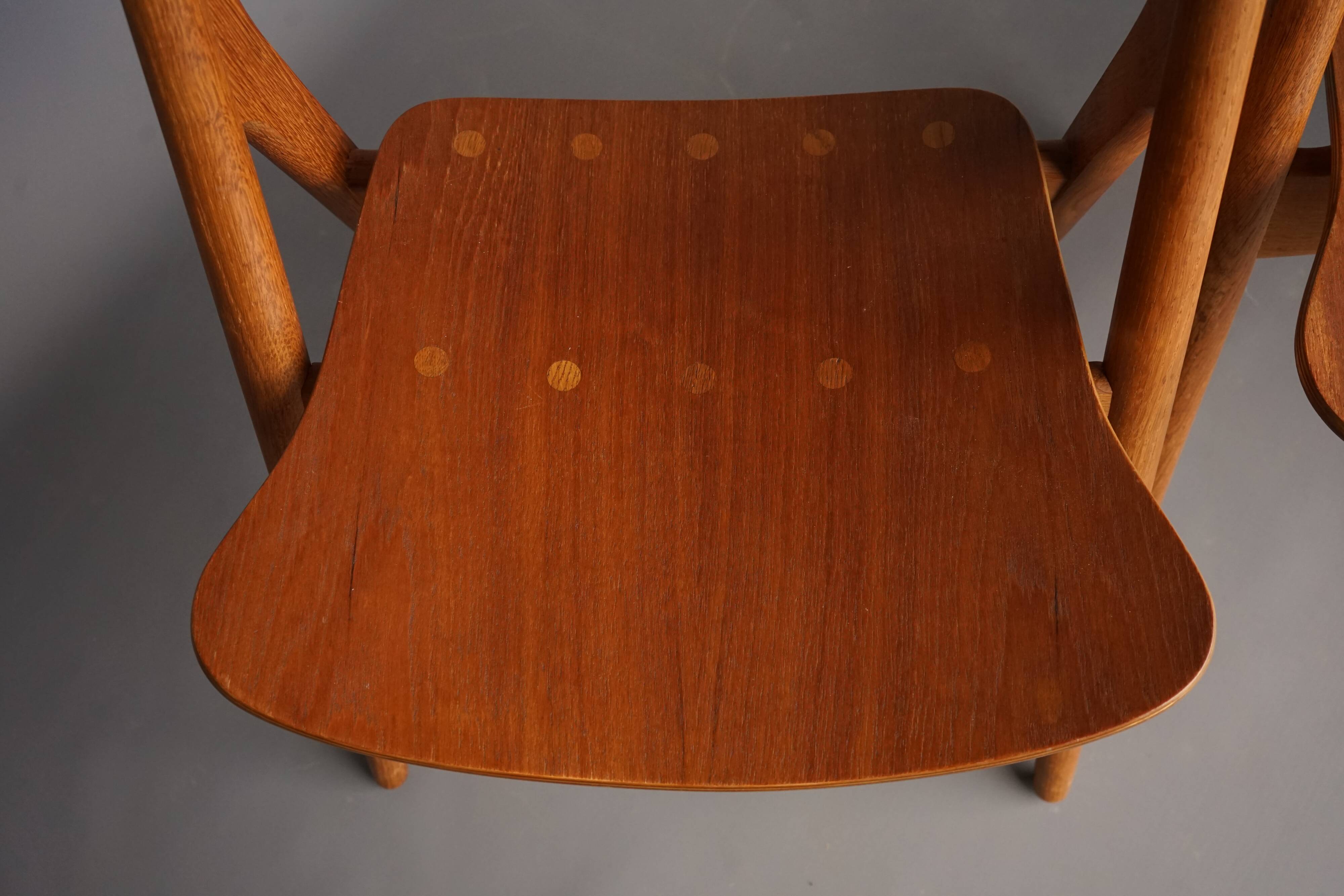 Chaises CH29 Sawbuck par Hans Wegner pour Carl Hansen & Son. Lot de 4