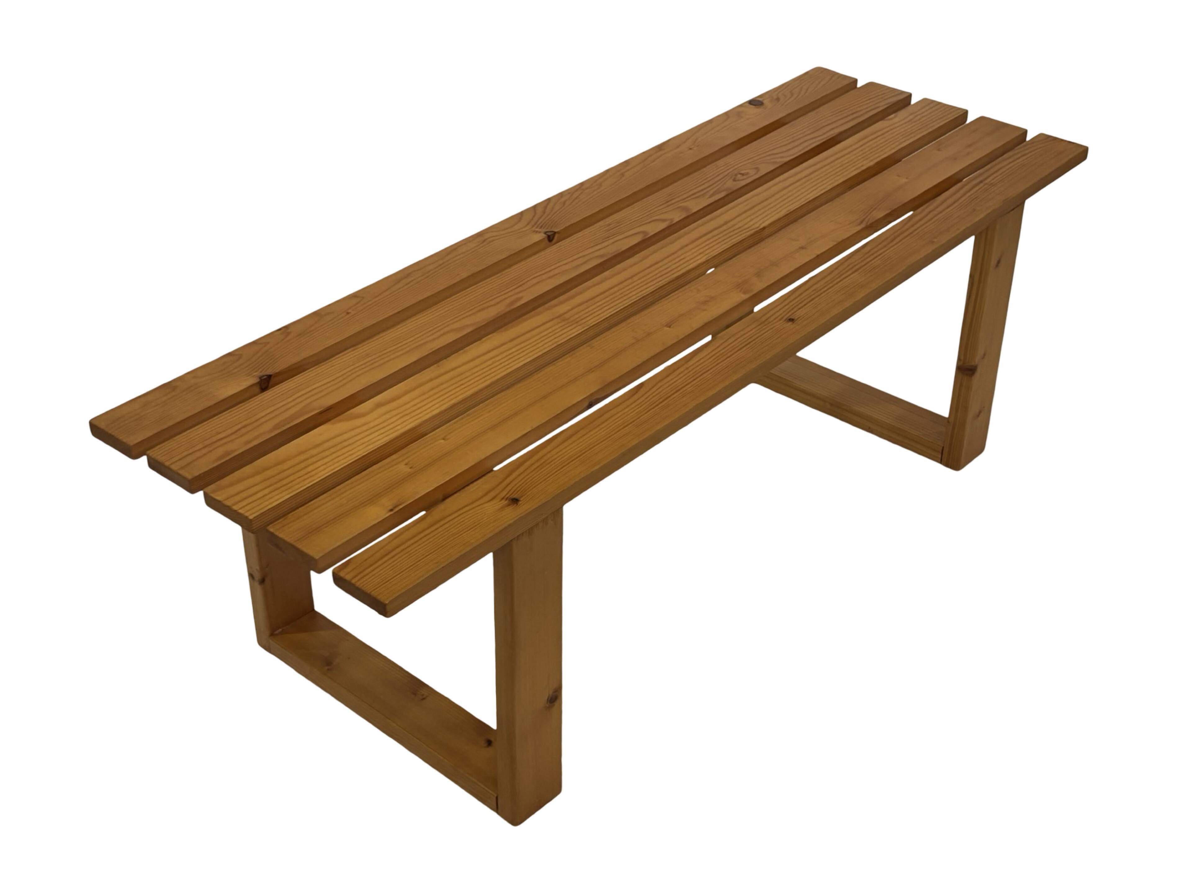 Vintage Scandinavian modern pinewood slatted bench from the 1960's