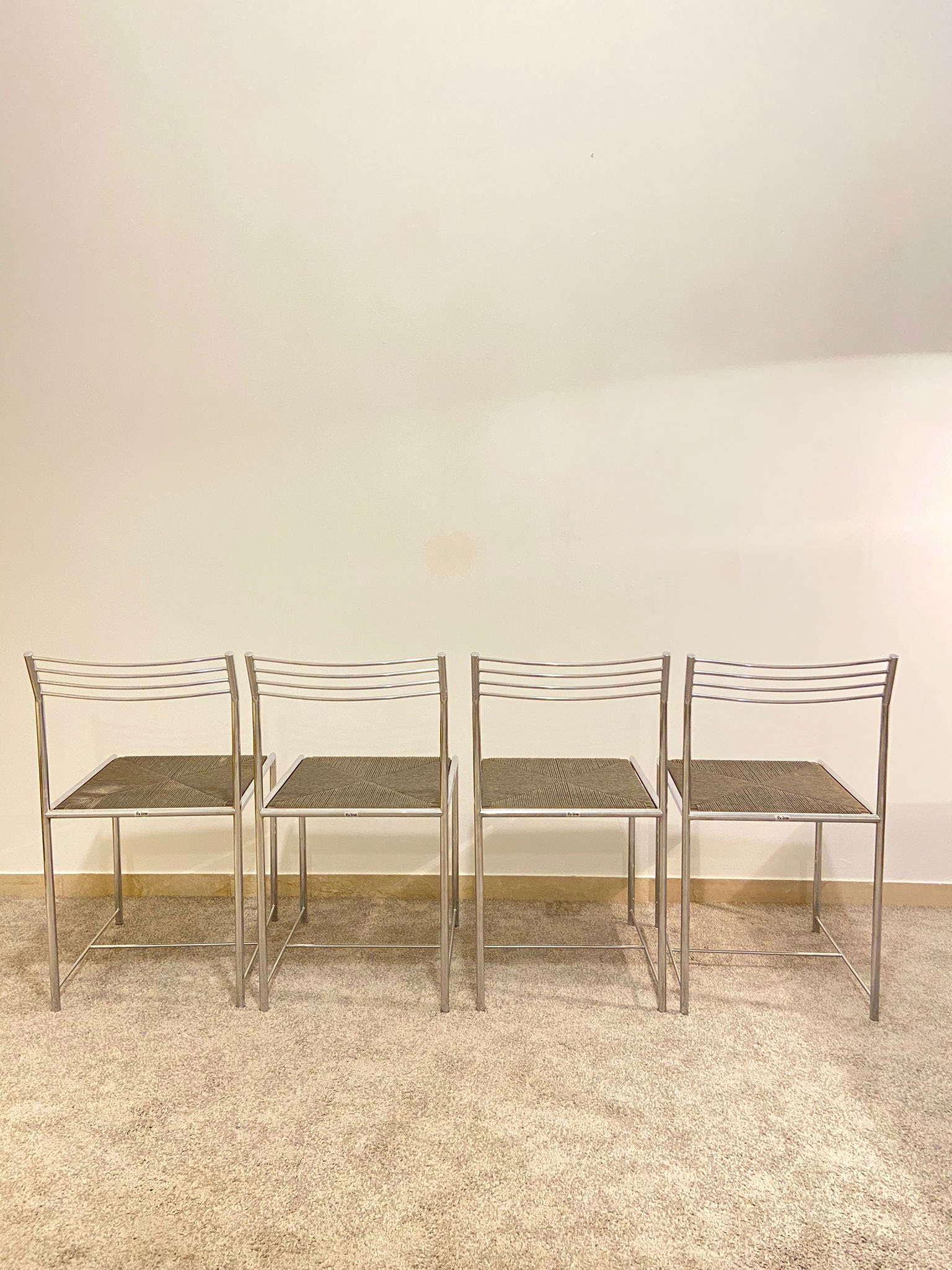 Set of 4 chairs fly line