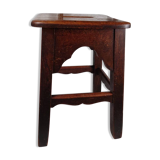Tabouret ancien artisanal en bois massif – Pièce unique
