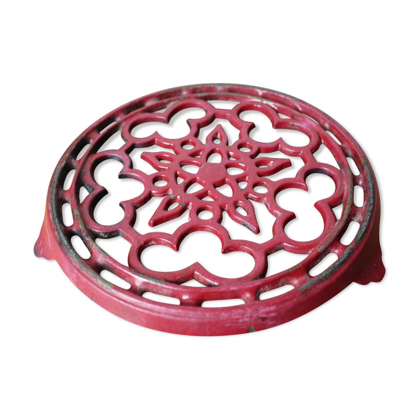 Enamelled cast iron flat