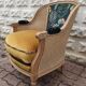 Fauteuil en bois, cannage et velours