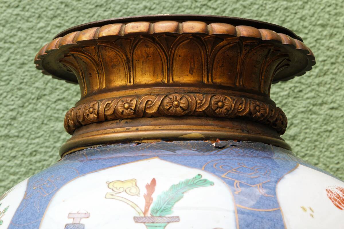 Lamp base, Chinese porcelain, Kangxi style, late 19th century.