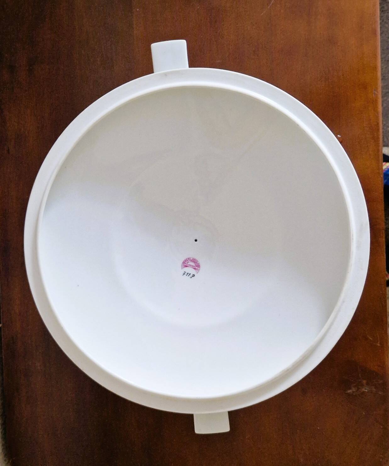 White porcelain soup tureen by Haviland with Dahlia patterns.
