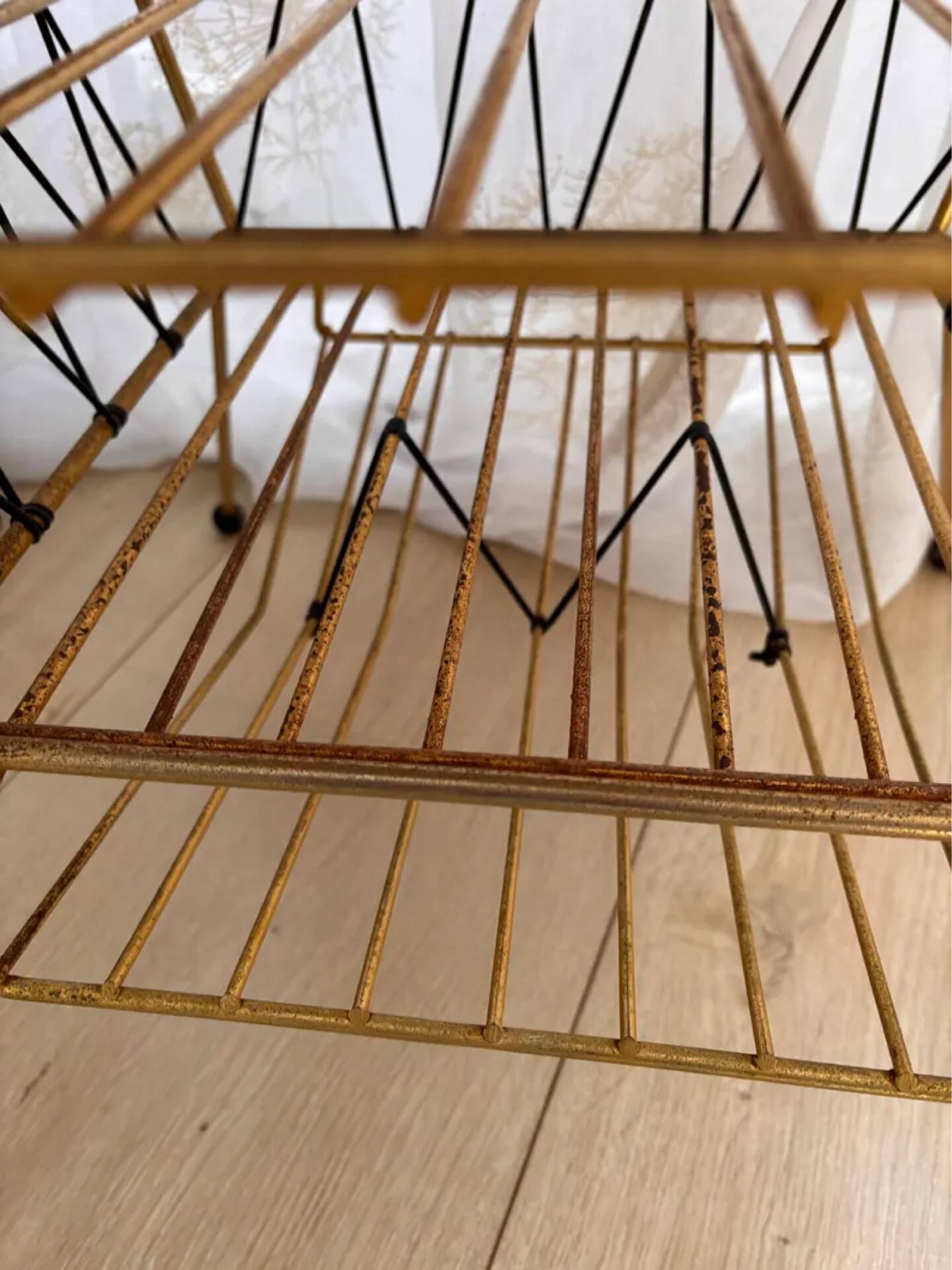 Table d’appoint trèfles