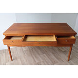 Danish Scandinavian teak desk circa 1960