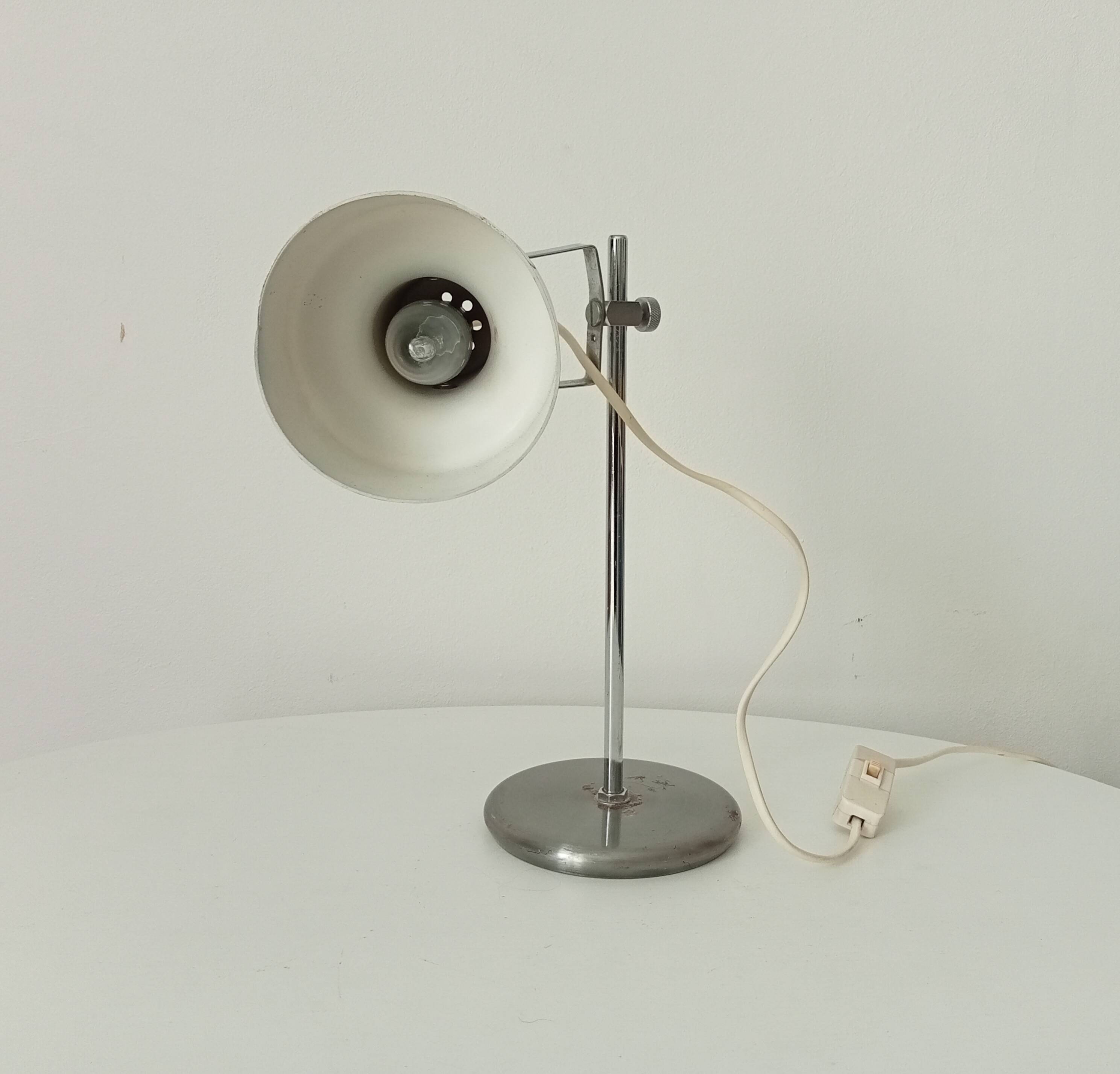 Vintage 70s articulated desk lamp