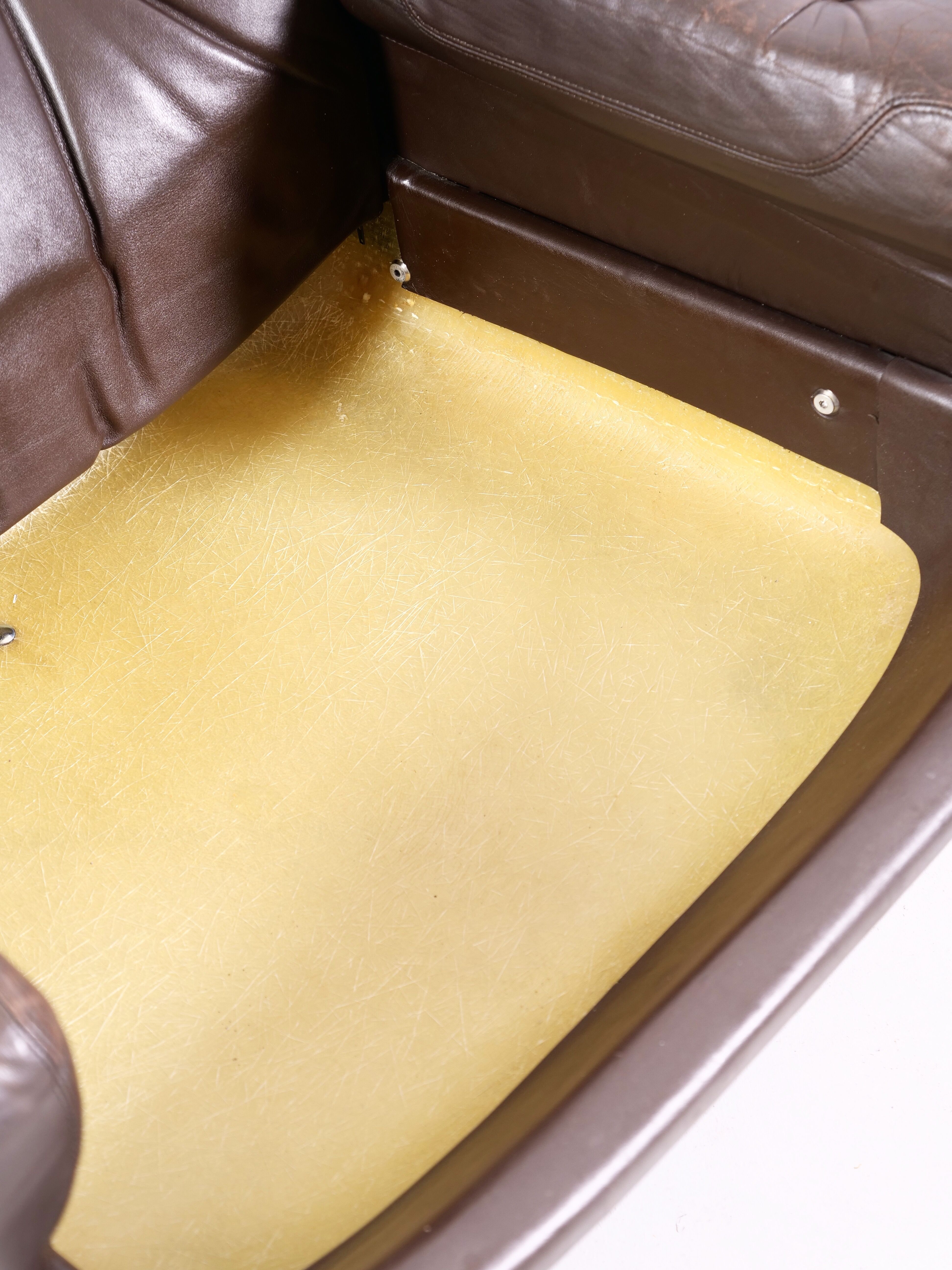 Modular leather sofa by michel cadestin for airborne