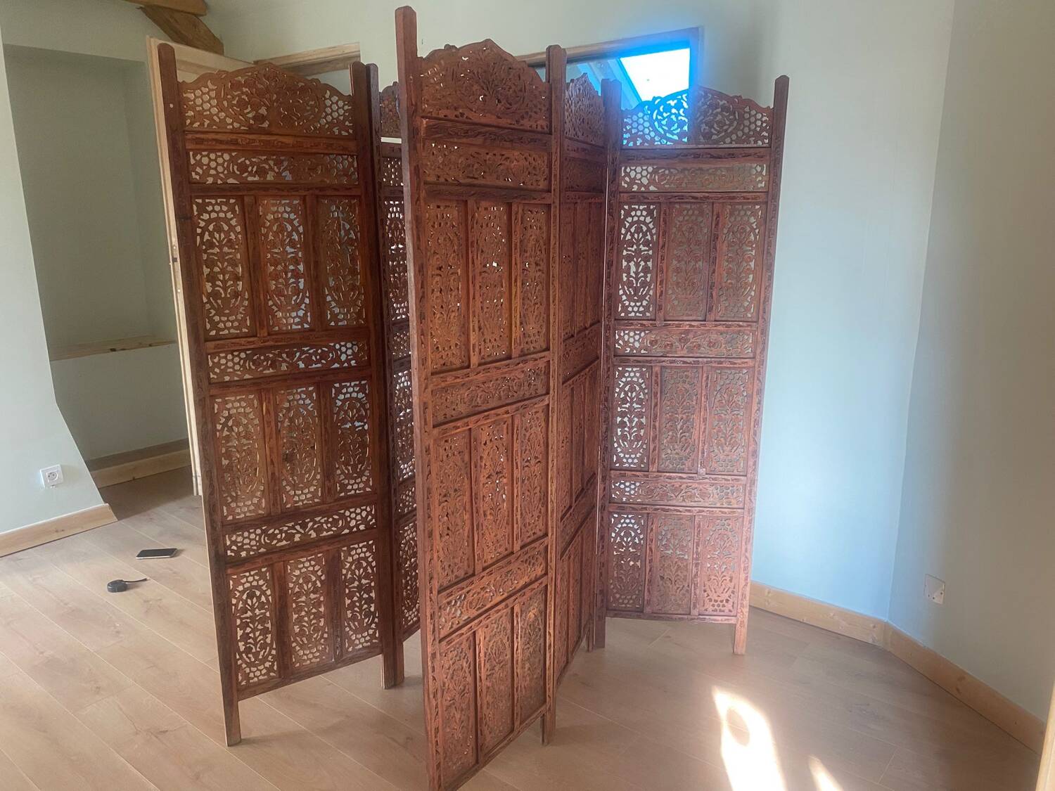 Deux paravents bois