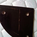 Corner shelf in Chinese lacquer