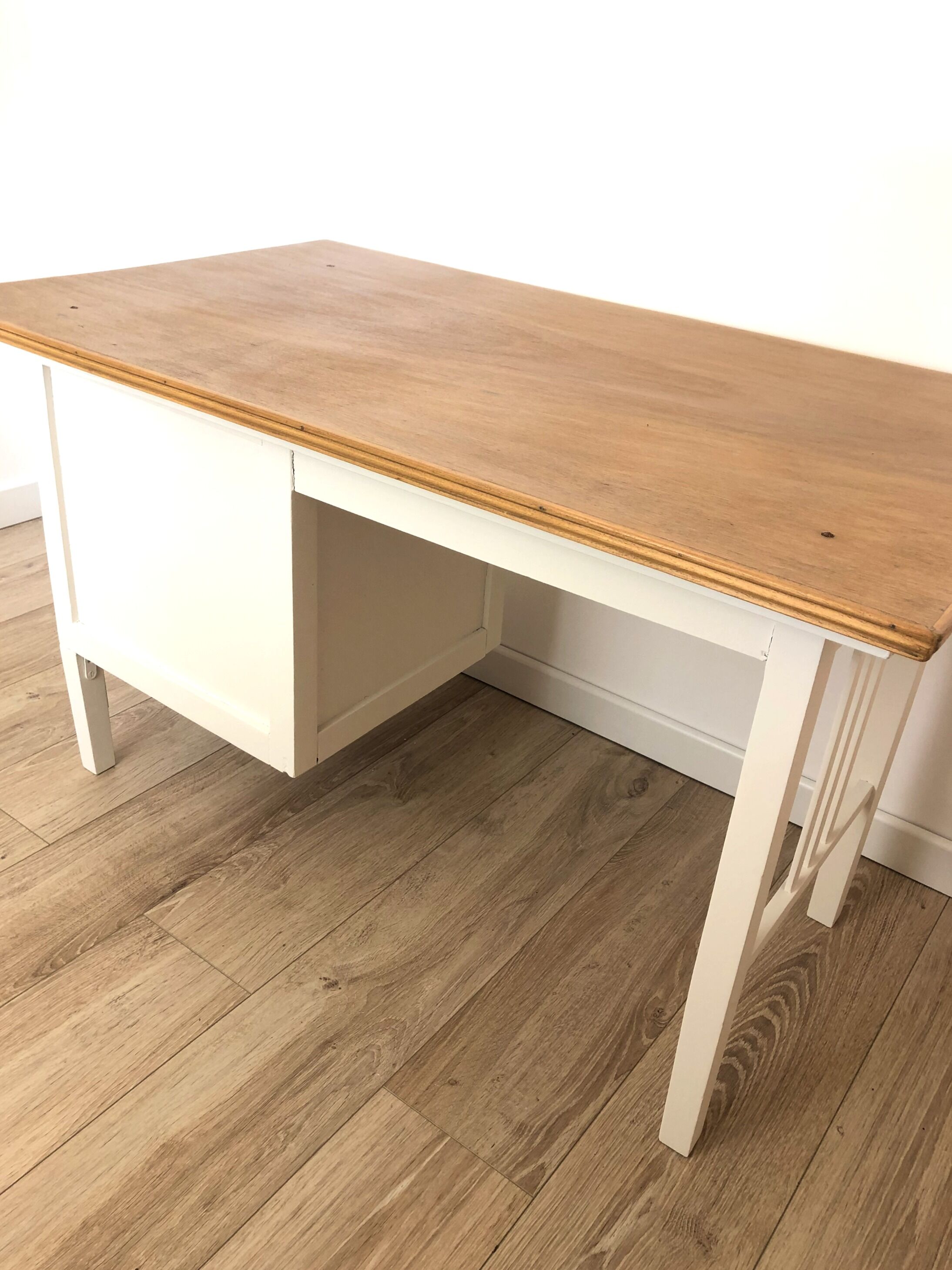 Children's desk vintage retro style