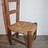 Ancien chaise paillée en bois chevillé