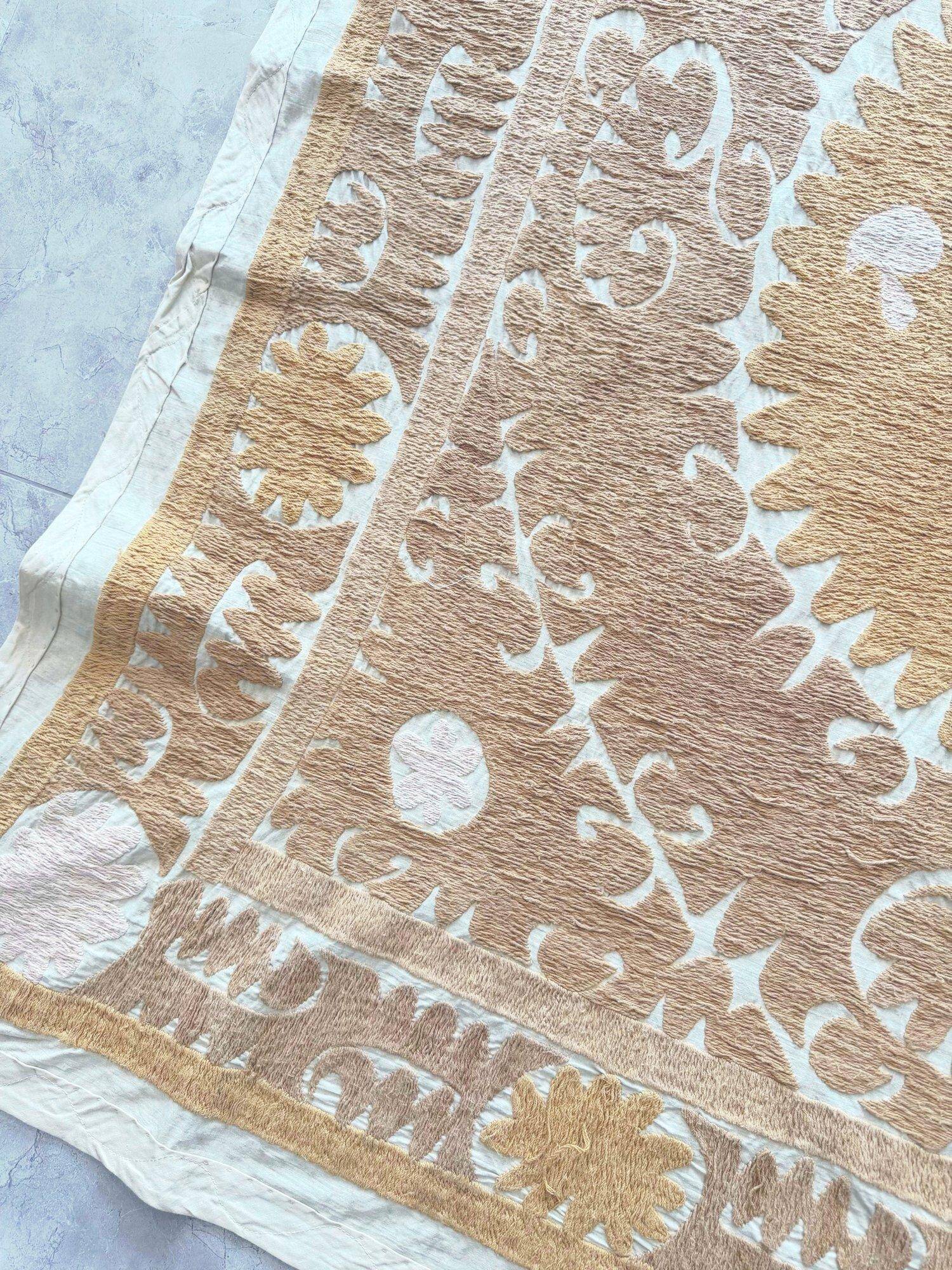 Vintage hand-embroidered tablecloth 139x144 cm