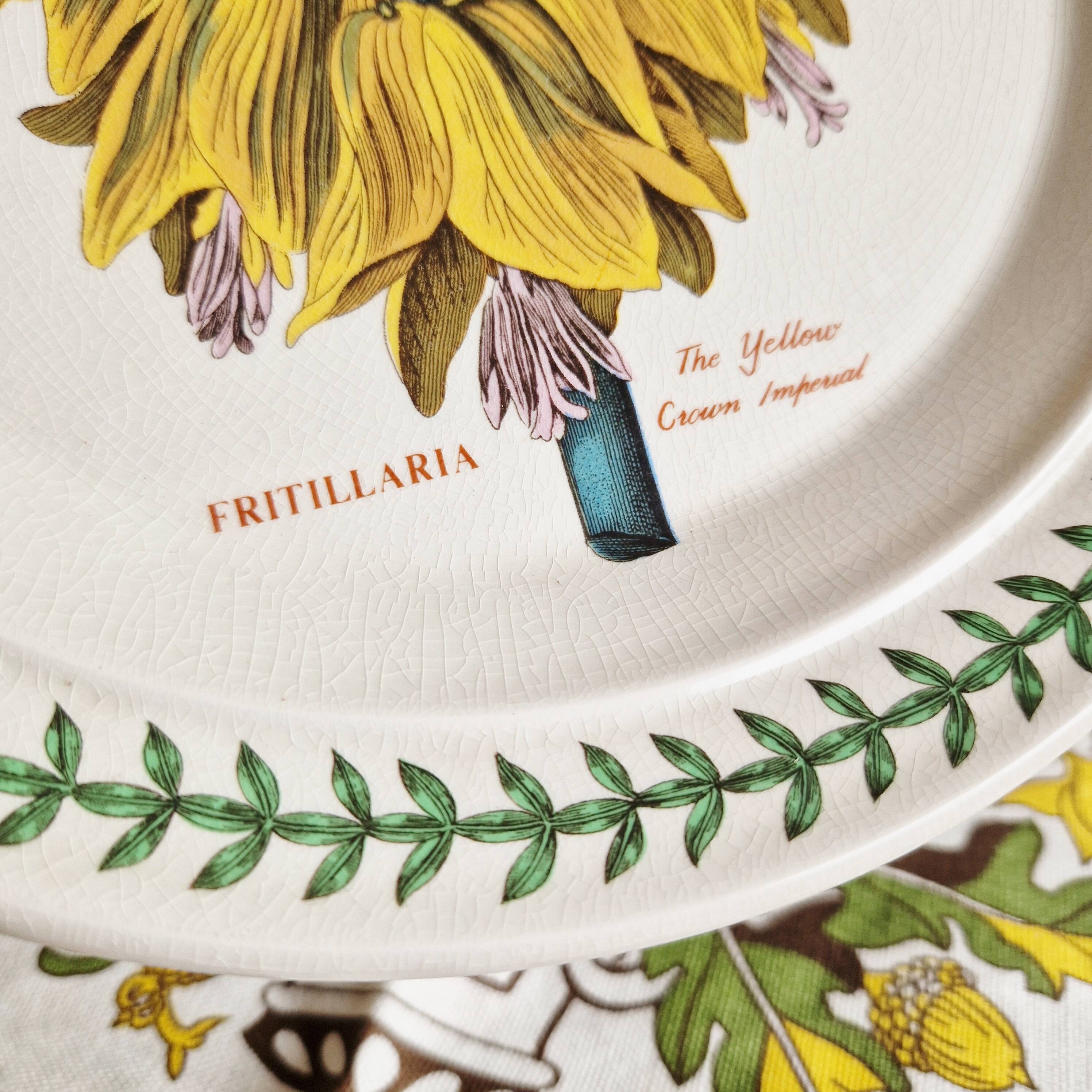 Large Portmeirion England Botanical Garden Series Fritillaria Design Plate