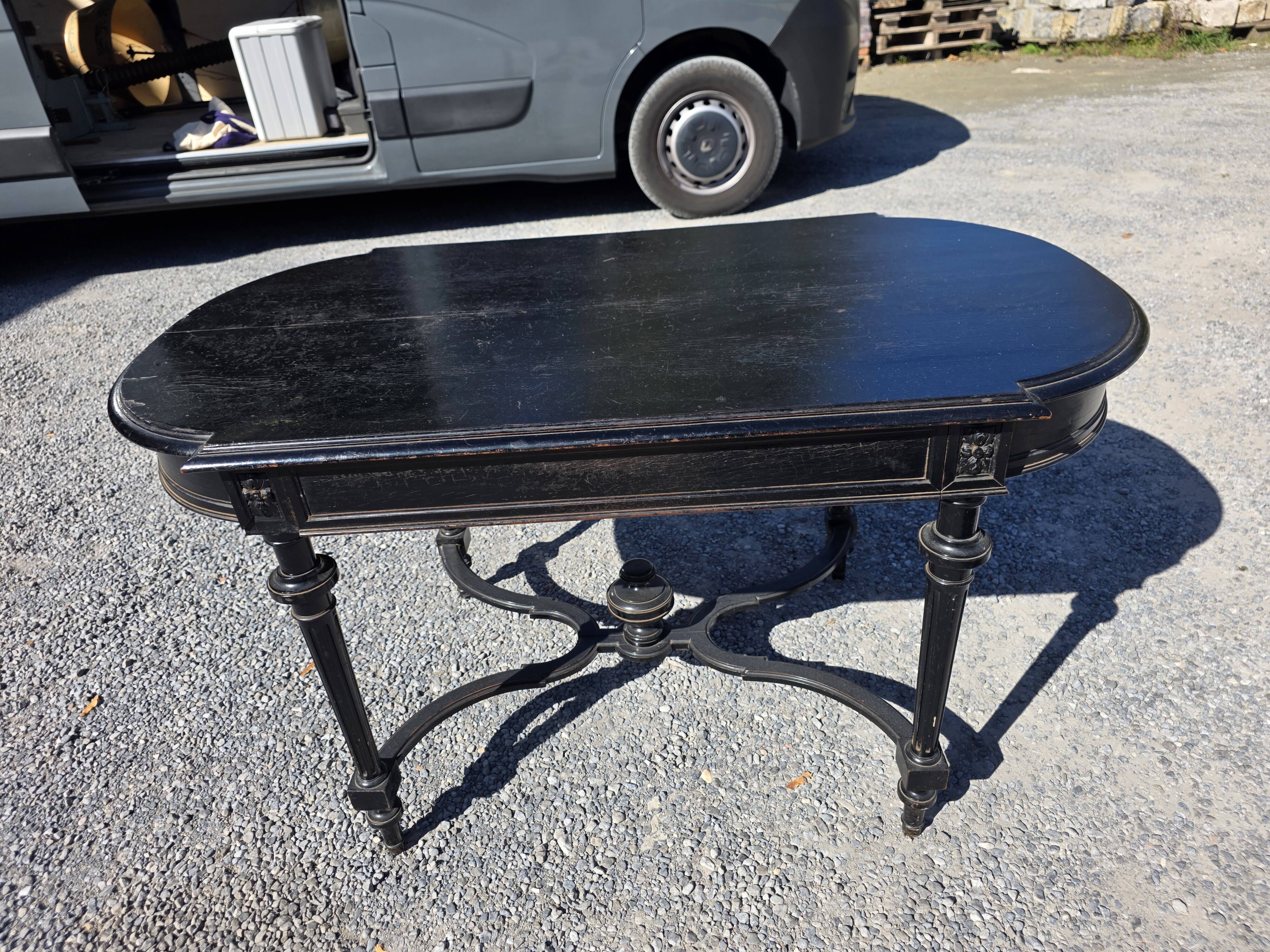 Napoleon III oak table