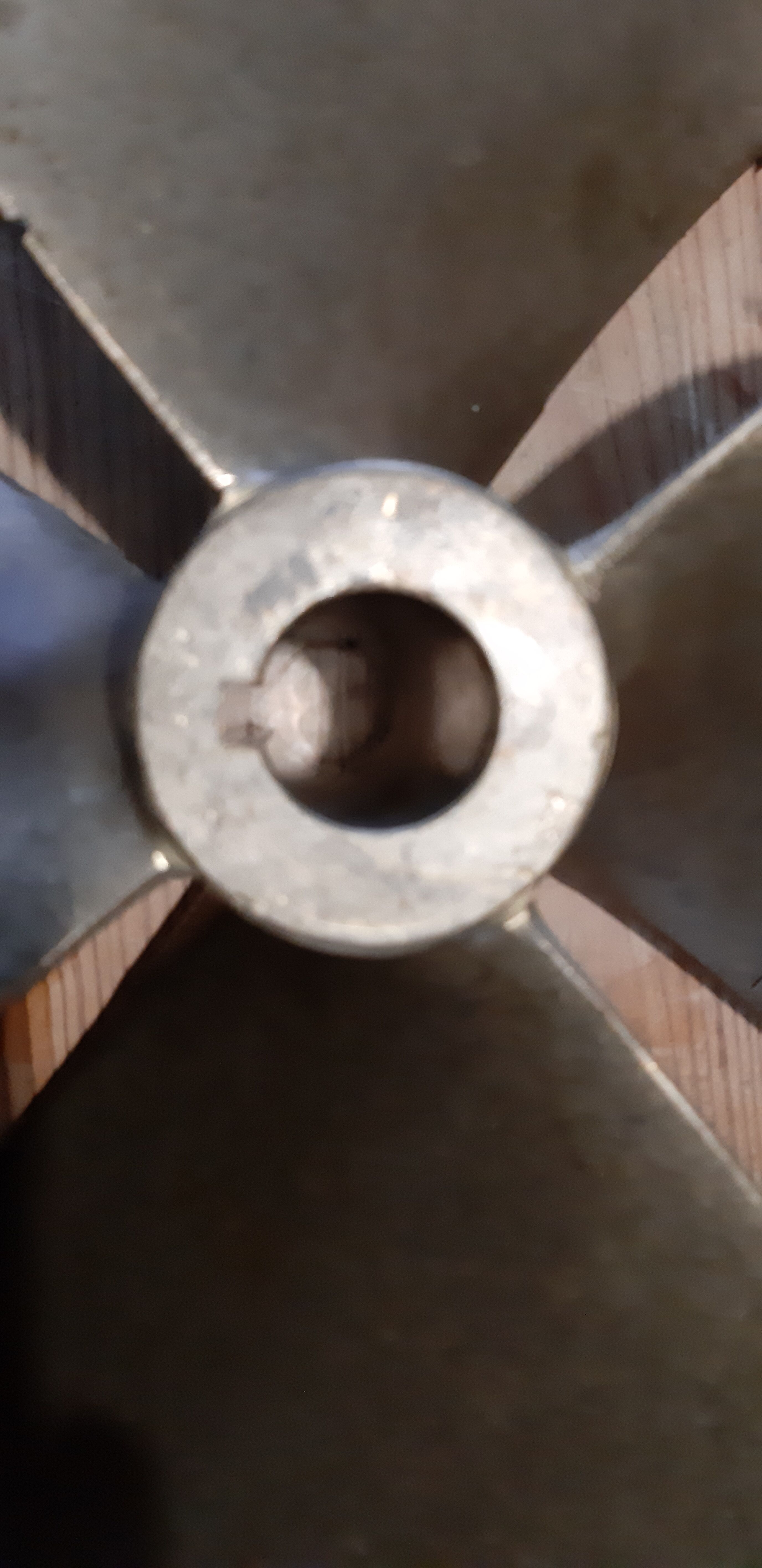 Radice bronze boat propeller