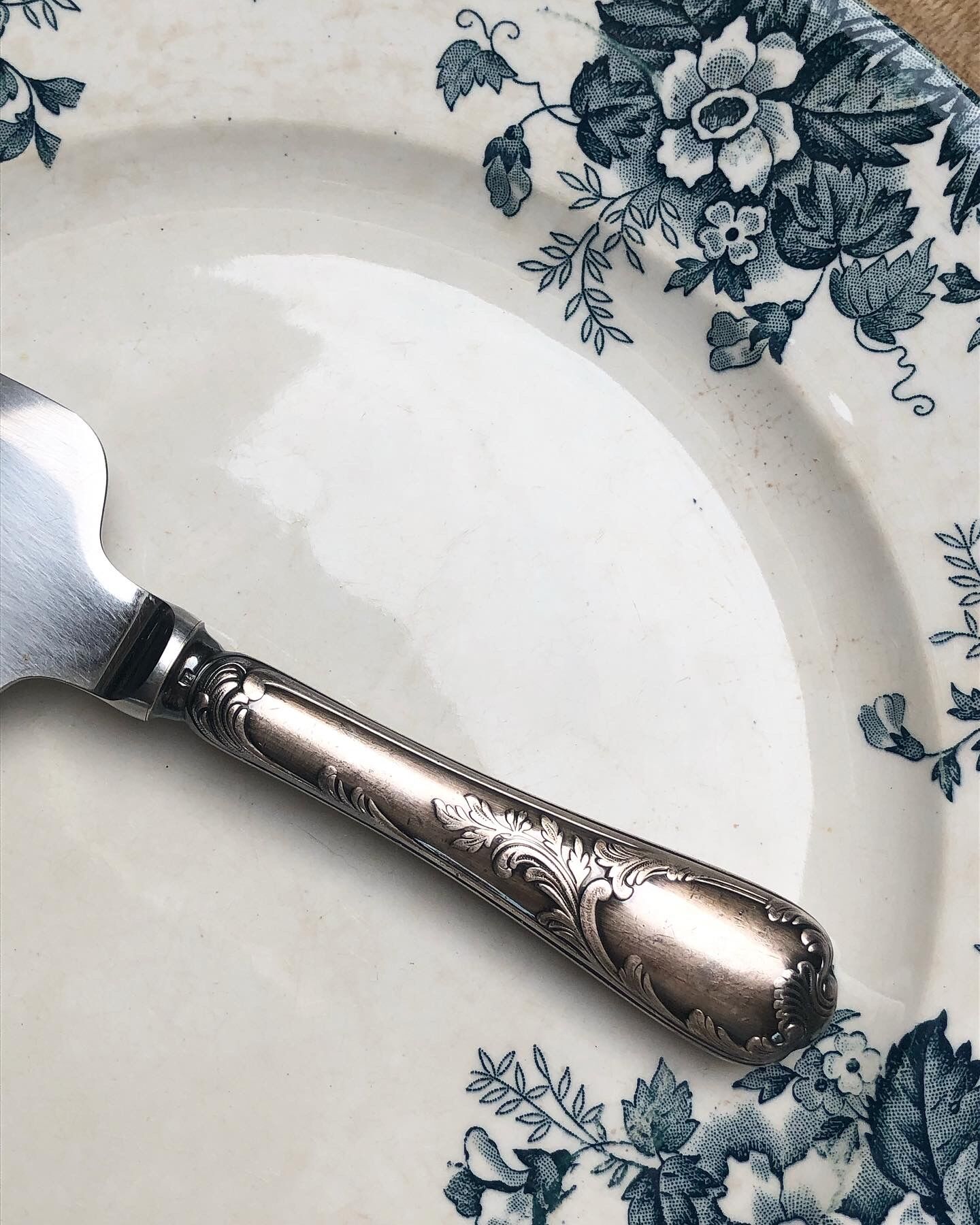 Christofle pie shovel