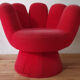 Fauteuil main rouge vintage années 70