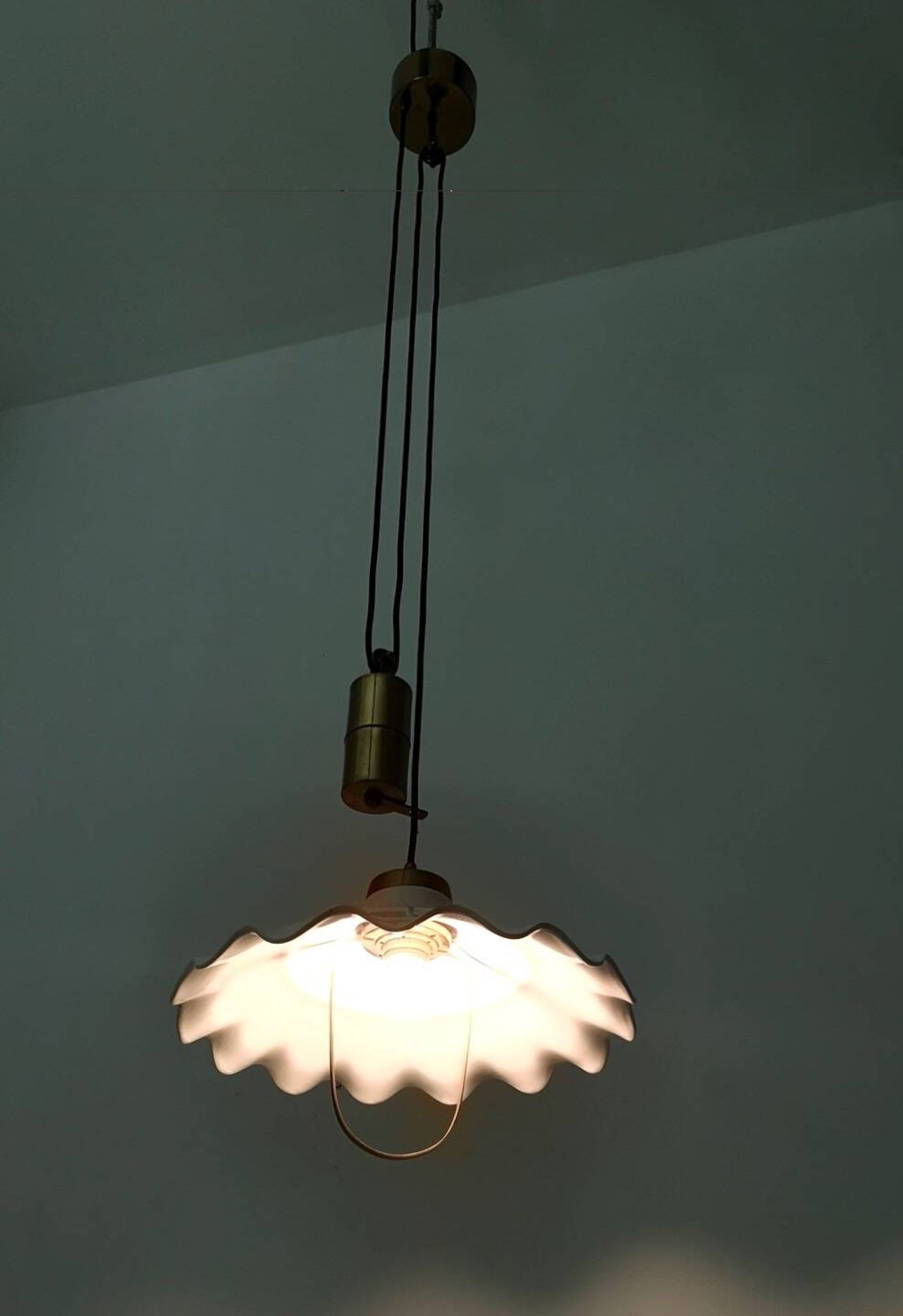 White Ceramic and Brass Adjustable Pendant Lamp, Italy