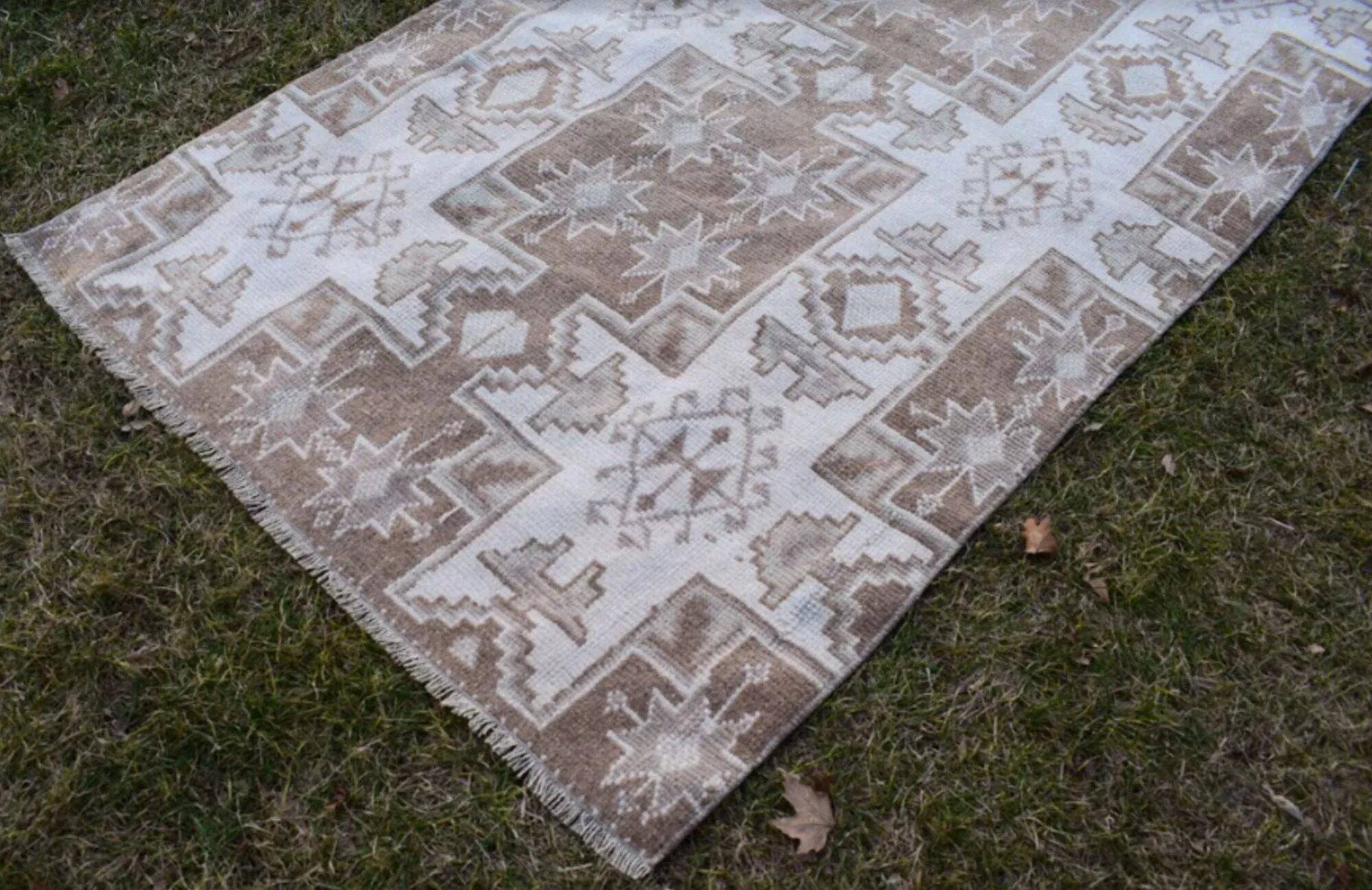 Vintage Turkish Oushak rug 113x192 cm