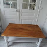 Coffee table with pearl gray patinated base, belt and shelf, wooden top.