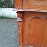 Shoemaker counter, Bank of store