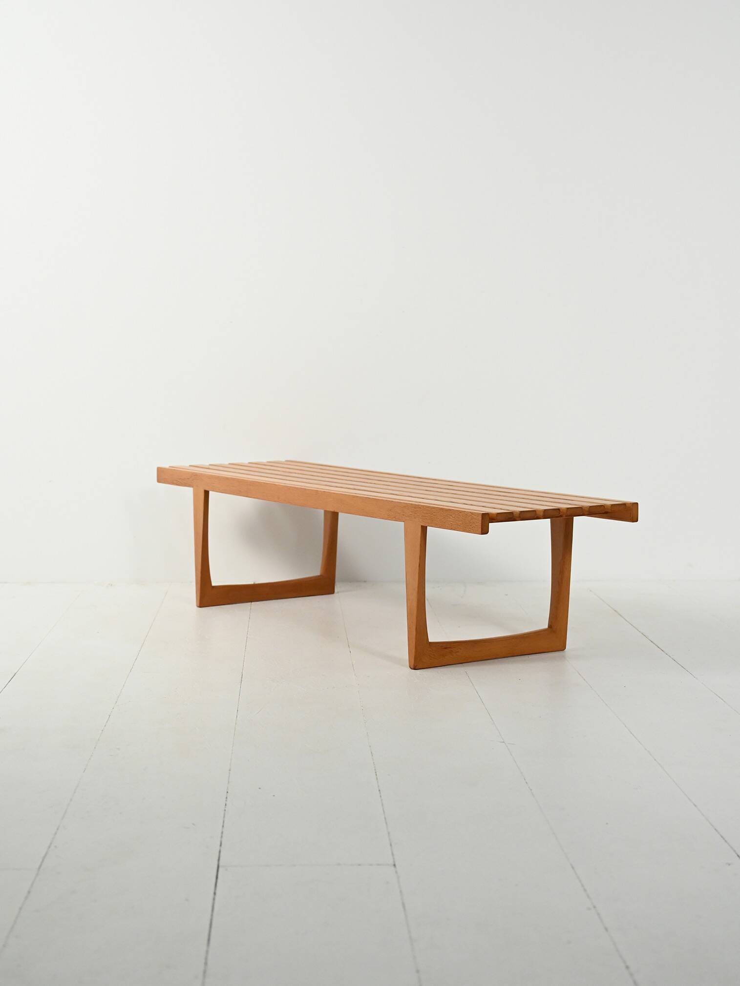 Bench “Tokyo” by Yngvar Sandström