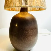 Lampe de table en céramique et sisal par Agne Aronsson, Suède, années 1960.