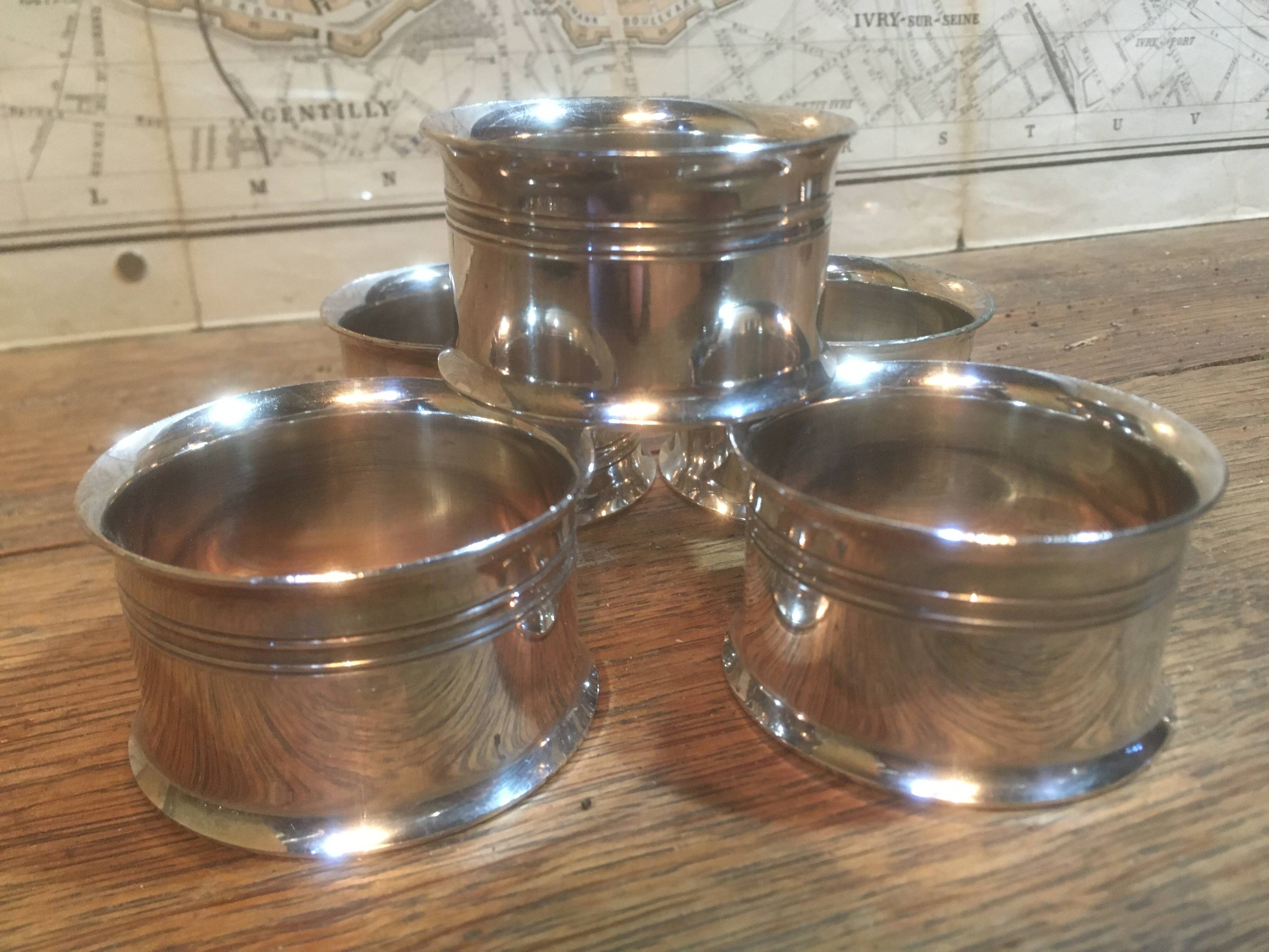 Set of 4 silver metal napkin rings