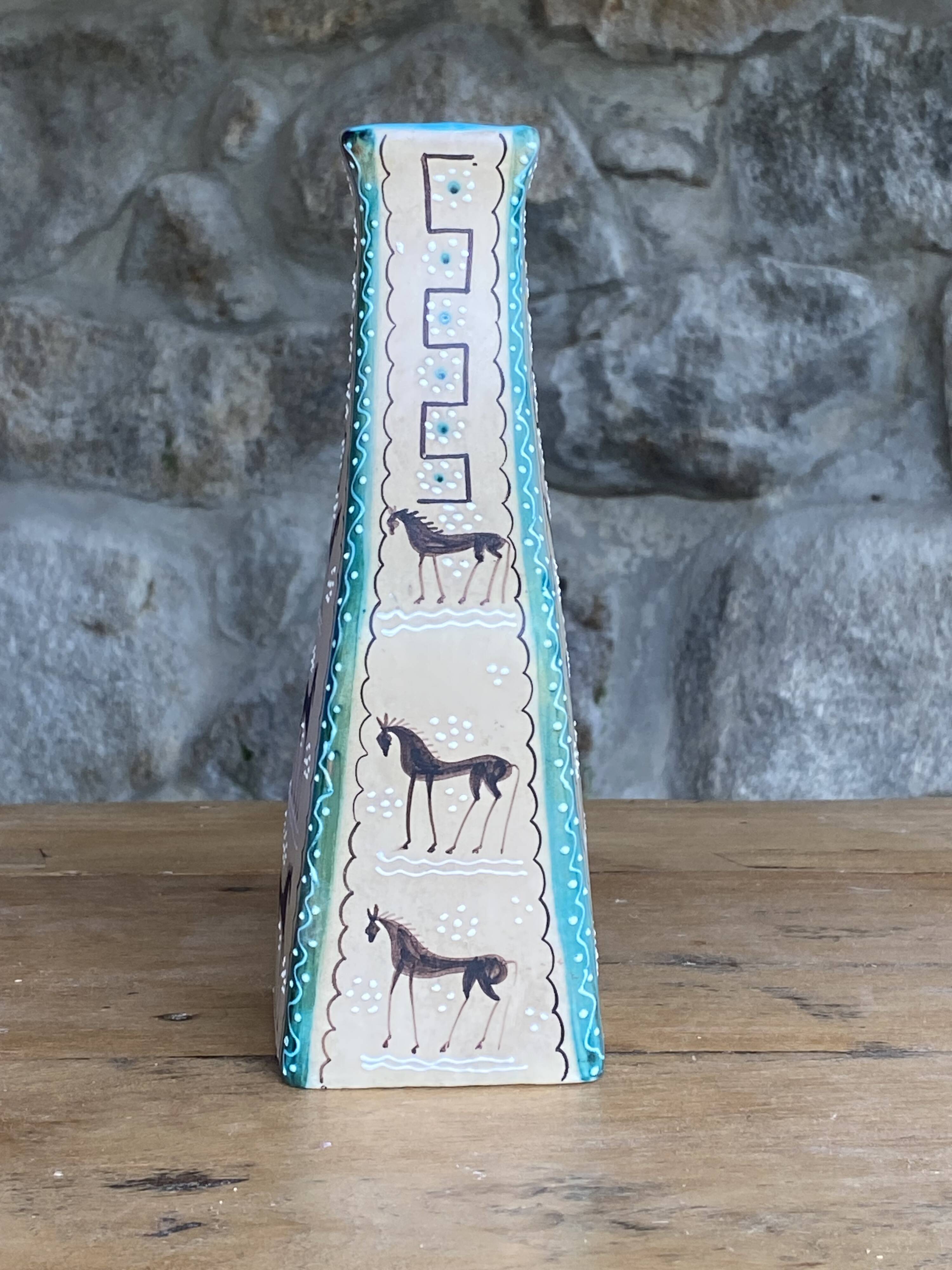 Italian vintage vase Deruta