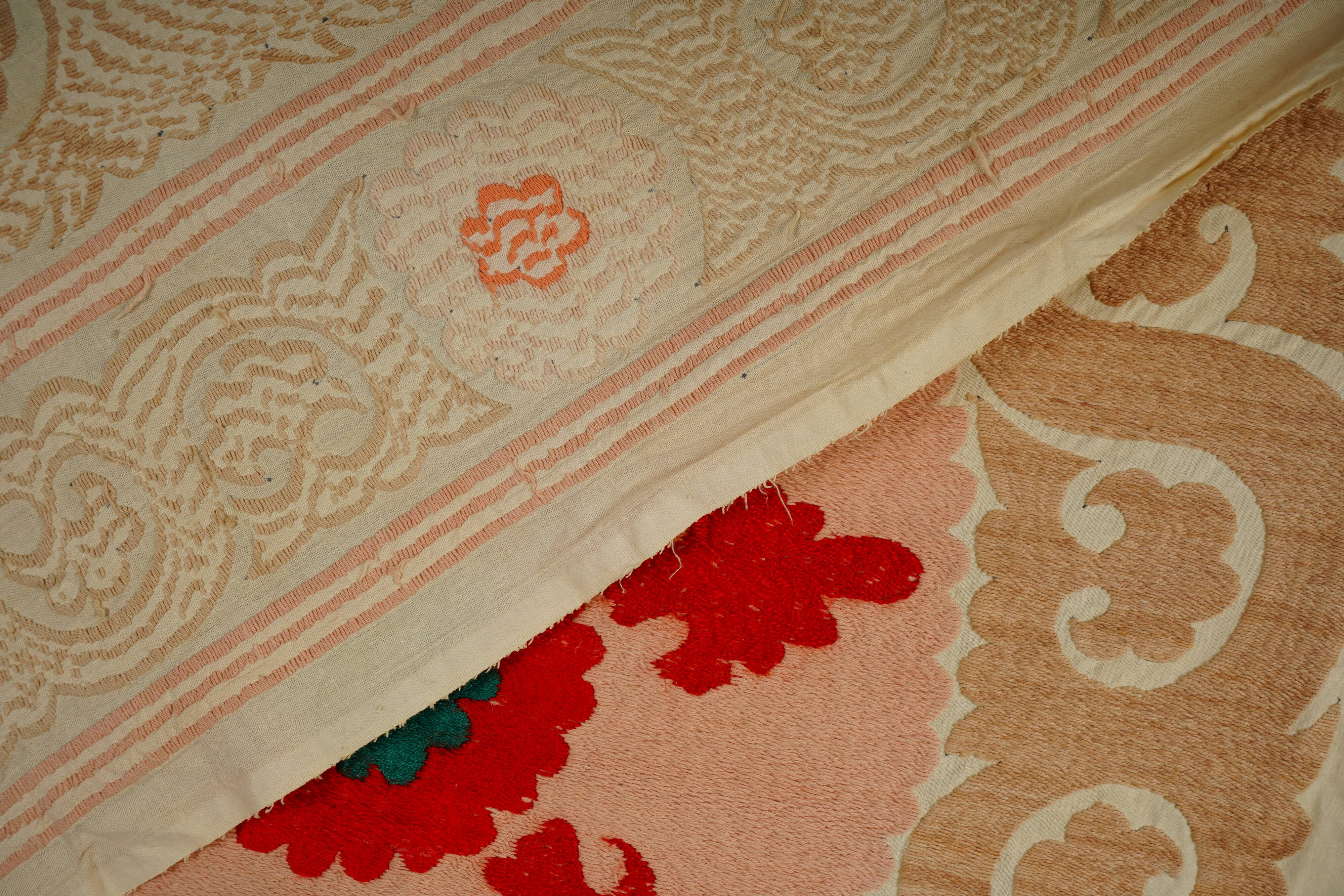 Tapis turc vintage noué à la main 133x136 cm