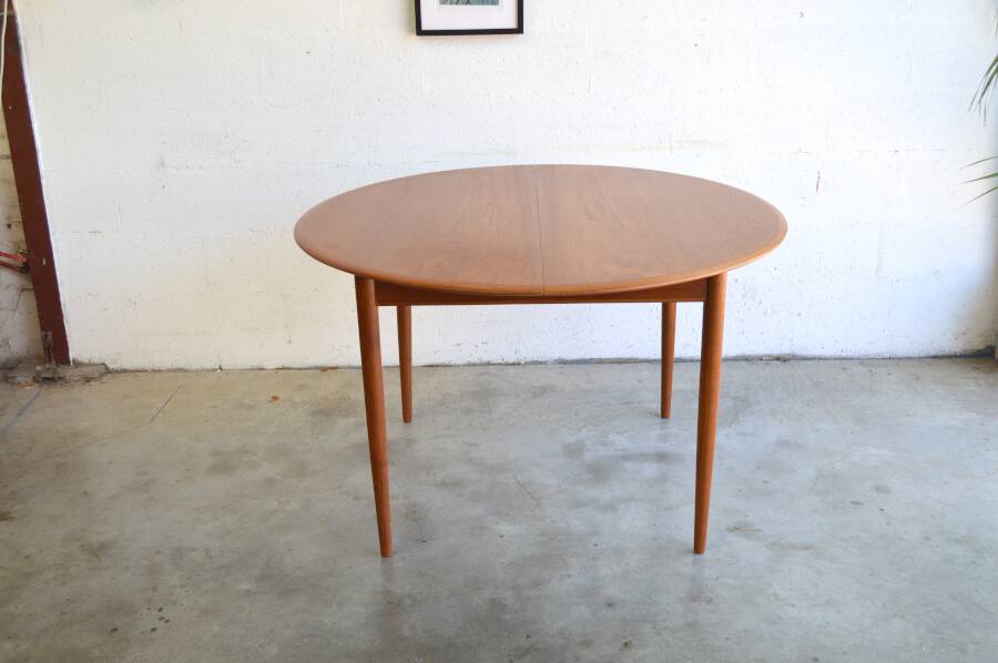 Danish extendable butterfly table 120 cm