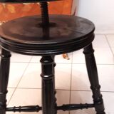 19th century Napoleon 3 piano stool with 4 turned legs, adjustable in height, restored to new
