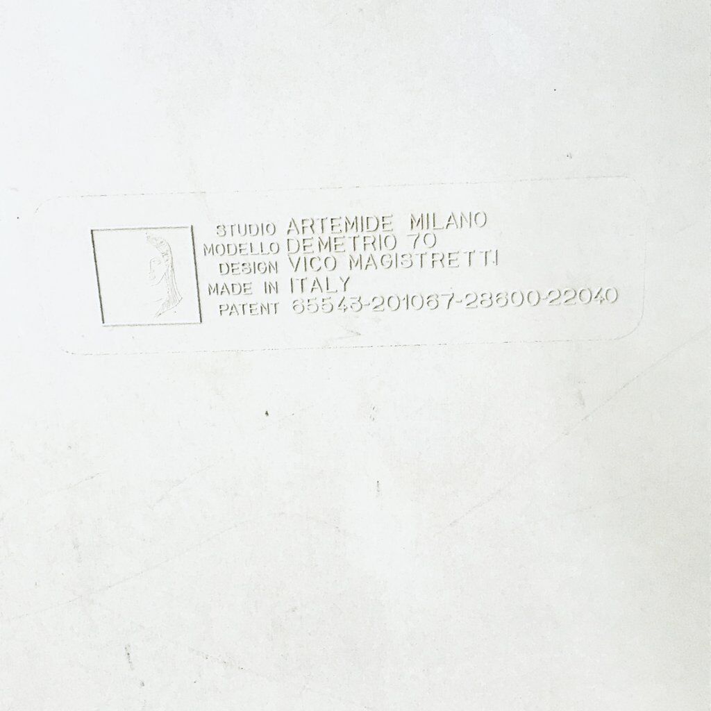 Demetrio coffee table by Vico Magistretti Artemide